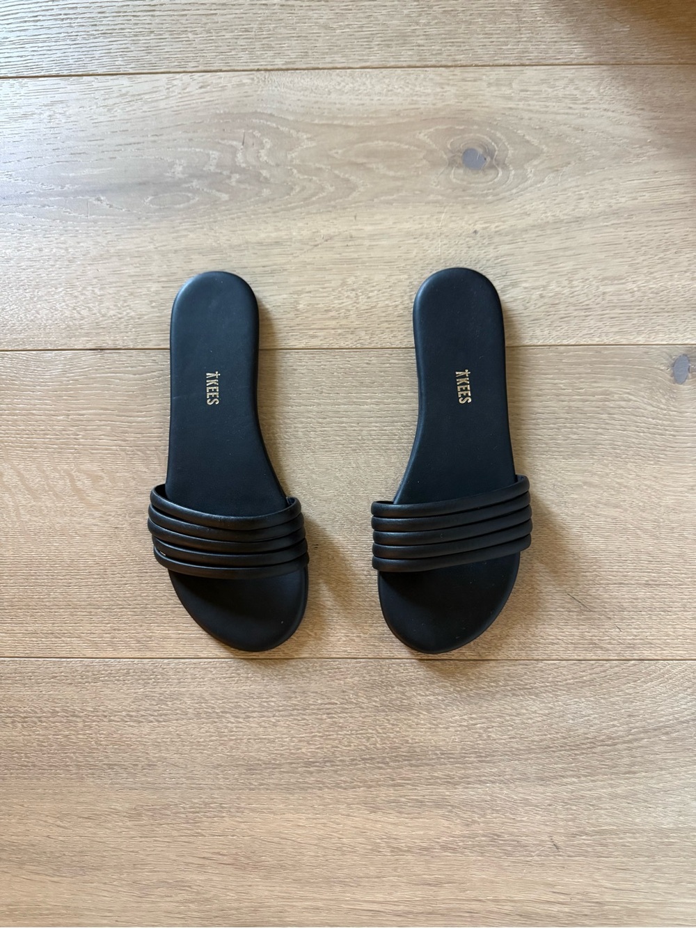 TKEES Black Layered Strap Slide Sandals NWOT